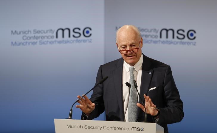 © Reuters. UN Special Envoy for Syria de Mistura delivers his speech during the 53rd Munich Security Conference in Munich