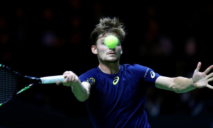© Reuters. Tennis - ABN AMRO Tennis Tournament - Singles' final