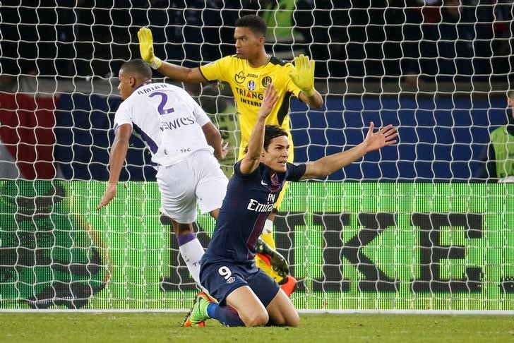 © Reuters. باريس سان جيرمان يتعثر أمام تولوز في الدوري الفرنسي