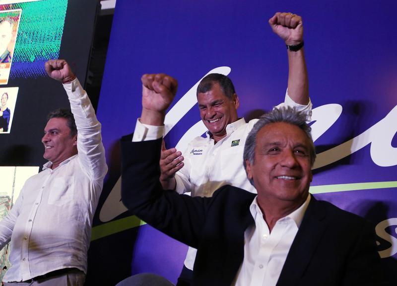 © Reuters. نتائج أولية: مرشح اليسار الحاكم في الإكوادور يحصل على 37.85 % من الأصوات