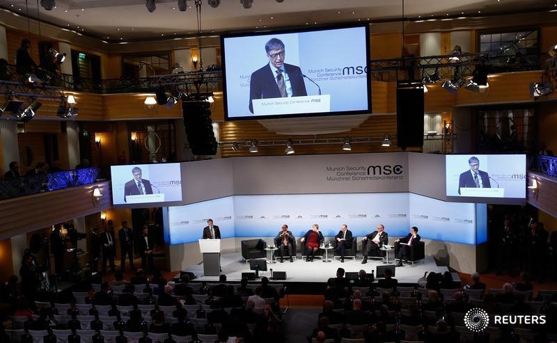 © Reuters. Microsoft founder Gates delivers his speech during the 53rd Munich Security Conference in Munich