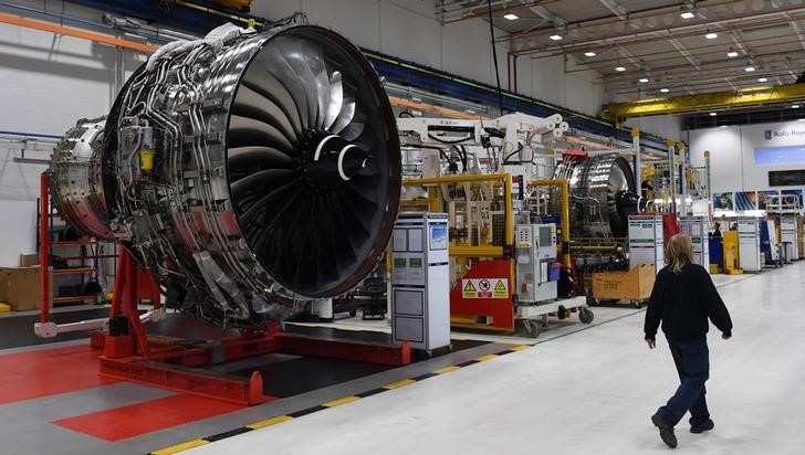 © Reuters. Rolls Royce Trent XWB engines, designed specifically for the Airbus A350 family of aircraft, are seen on the assembly line at the Rolls Royce factory in Derby