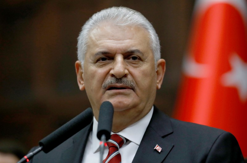 © Reuters. Primeiro-ministro turco, Binali Yildirim