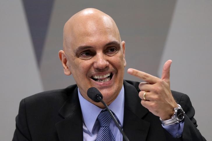 © Reuters. Alexandre de Moraes fala durante sabatina na CCJ do Senado