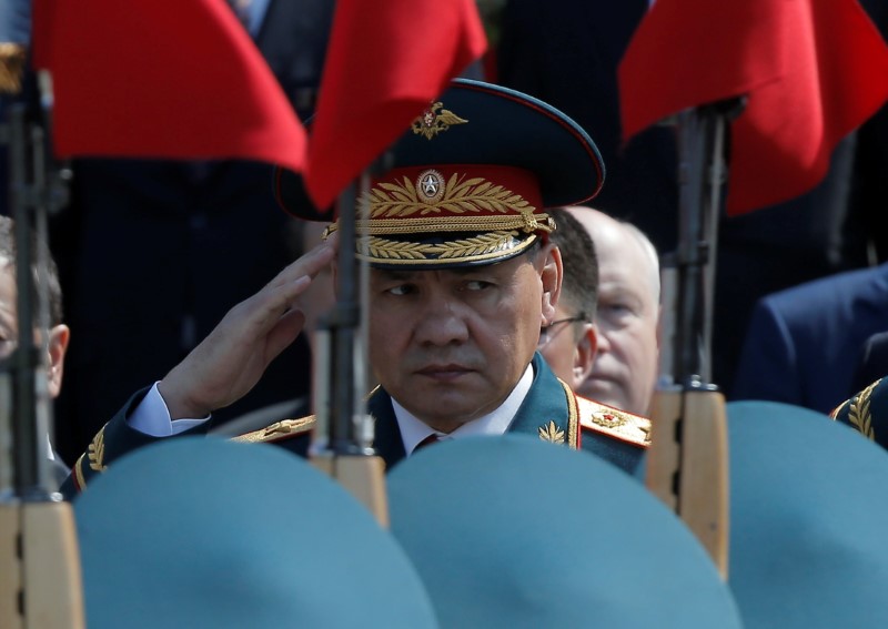 © Reuters. وزير الدفاع: روسيا تنشئ قوة لحرب المعلومات