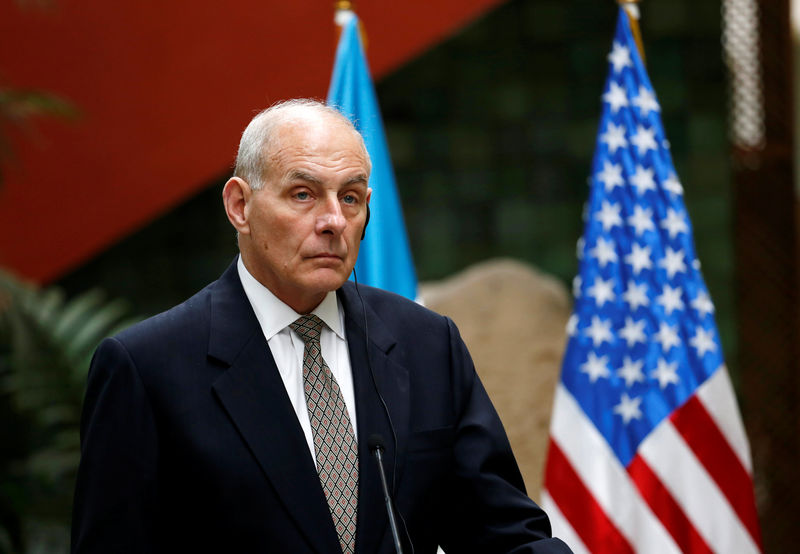 © Reuters. U.S. Homeland Security Secretary John Kelly attends a joint news conference with Guatemala's Foreign Minister Carlos Raul Morales in Guatemala City