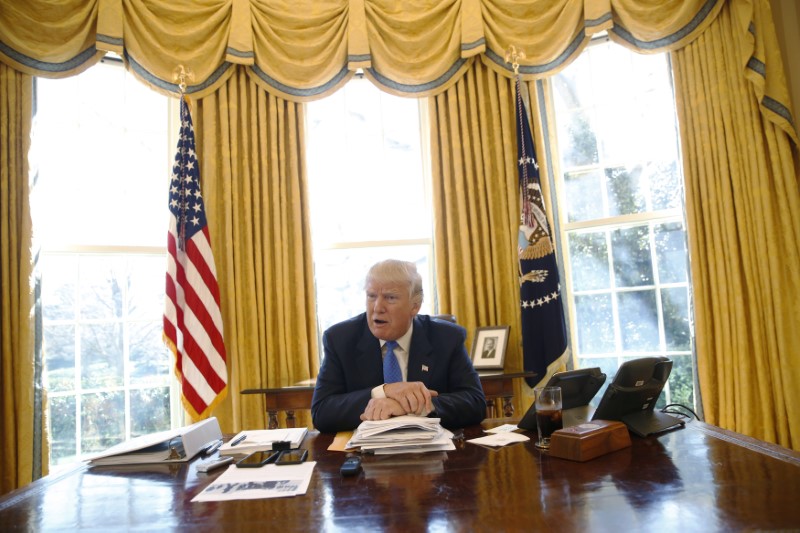 © Reuters. U.S. President Trump is interviewed by Reuters in the Oval Office at the White House in Washington