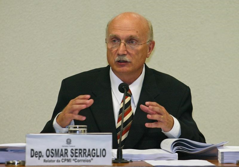 © Reuters. Serraglio durante sessão de CPI dos Correios