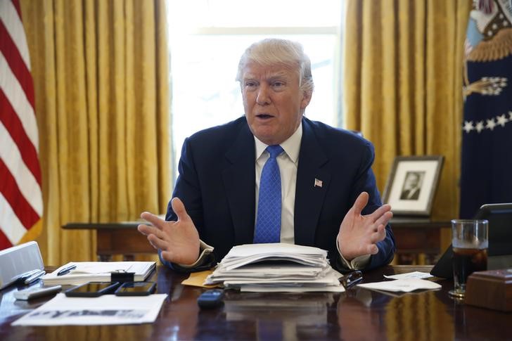 © Reuters. Trump concede entrevista à Reuters na Casa Branca