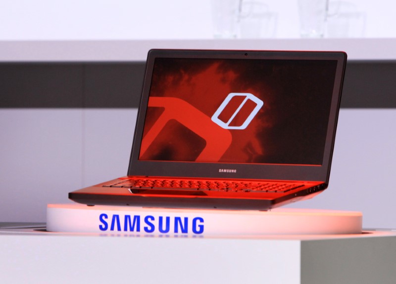 © Reuters. The Samsung Notebook Odyssey gaming laptop is displayed during a Samsung Electronics news conference at the 2017 CES in Las Vegas