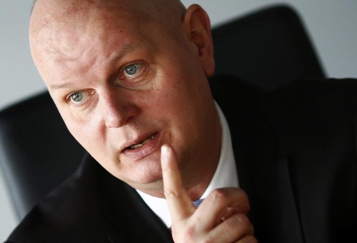 © Reuters. Metro CEO Olaf Koch answers questions during an interview with Reuters in Frankfurt