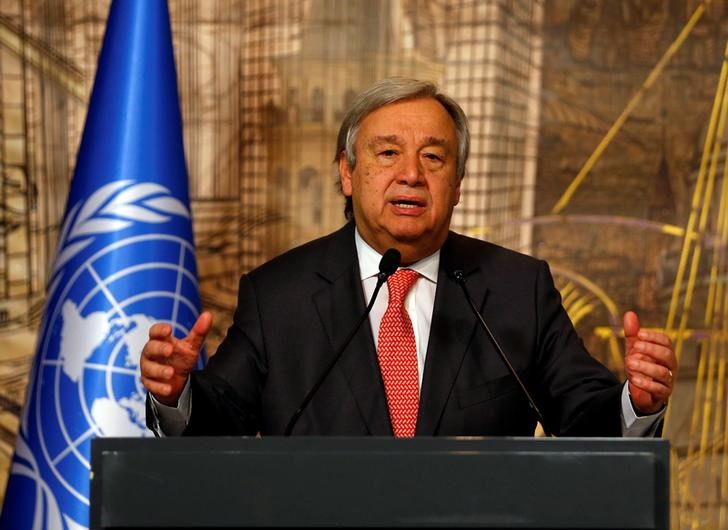 © Reuters. U.N. Secretary-General Guterres speaks during a news conference in Istanbul