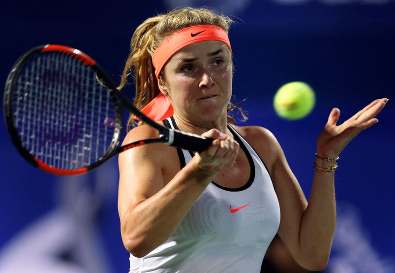 © Reuters. Tennis - Dubai Open - Women's Singles Final - Caroline Wozniacki of Denmark v Elina Svitolina of Ukraine