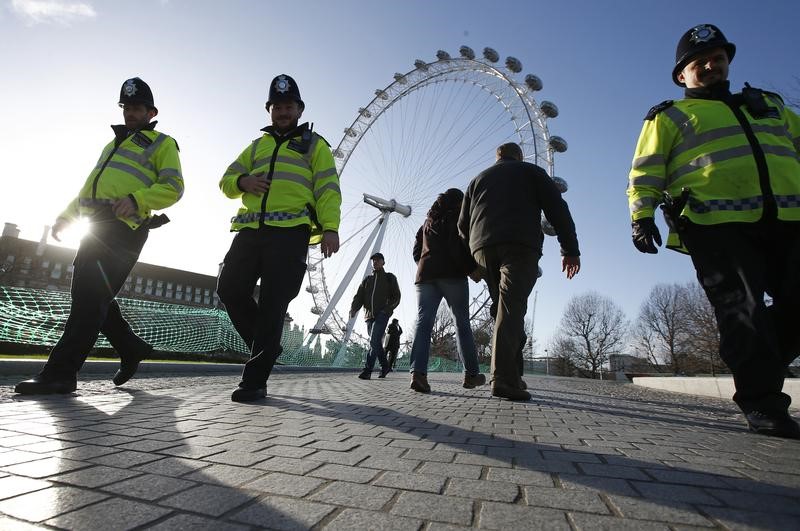 © Reuters. مسؤول بريطاني: الدولة الإسلامية تخطط لهجمات في بريطانيا