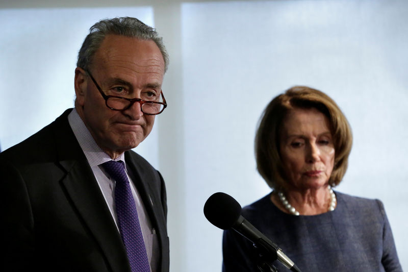 © Reuters. Senate Minority Leader Chuck Schumer and House Minority Leader Nancy Pelosi speak at the National Press Club in Washington