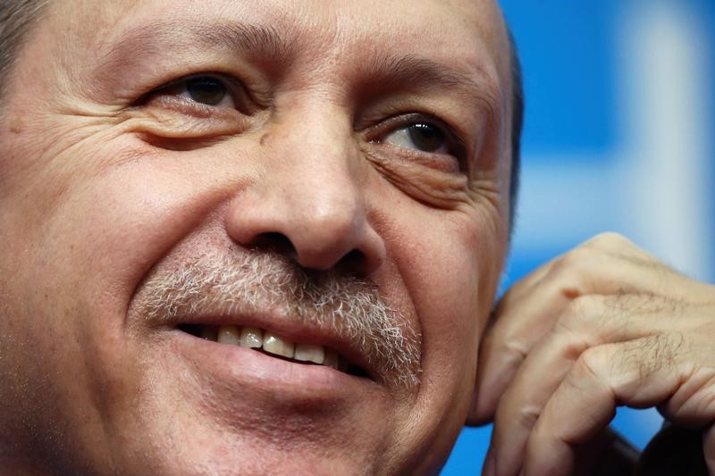 © Reuters. هبوط حاد في أسهم صحيفة حريت التركية بعد انتقاد إردوغان لها