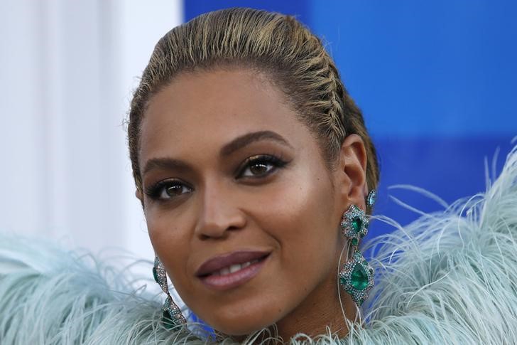 © Reuters. Cantora Beyoncé chega para premiação 2016 MTV Video Music Awards em Nova York