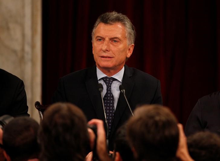 © Reuters. Macri durante sessão legislativa em Buenos Aires