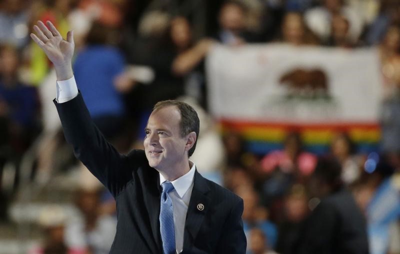 © Reuters. Representative Adam Schiff waves after speaking at the Democratic National Convention in Philadelphia, Pennsylvania