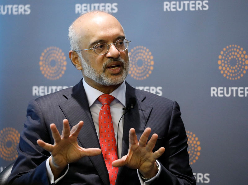 © Reuters. DBS CEO Piyush Gupta speaks during a Reuters Newsmaker event in Singapore
