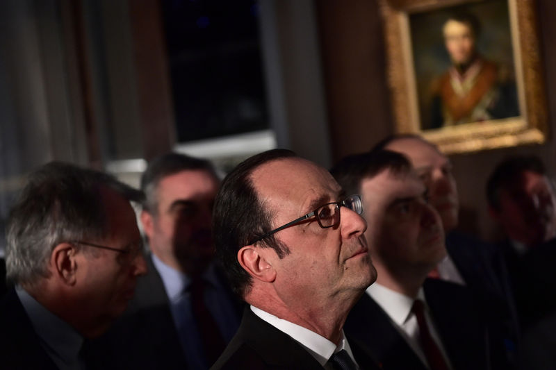 © Reuters. HOLLANDE MET EN GARDE CONTRE UNE MANIFESTATION CONTRE LA JUSTICE