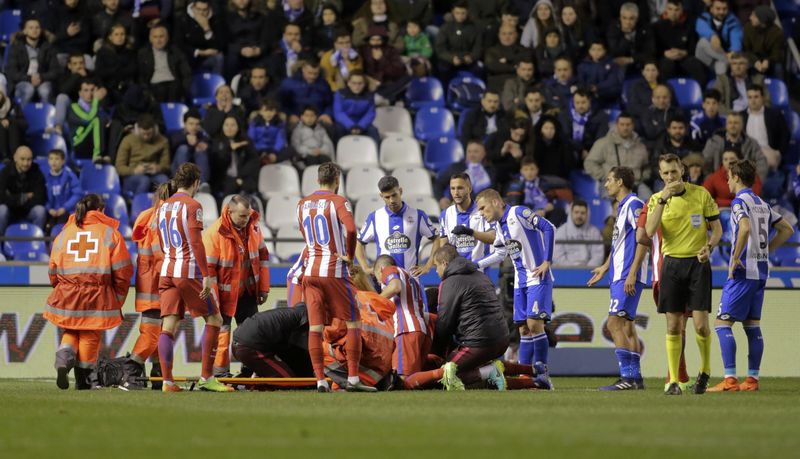 © Reuters. El Atlético, "nervioso y preocupado" por lesión de Torres