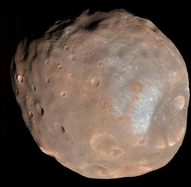 © Reuters. Un satélite de la NASA cambia de curso para evitar chocar con una luna de Marte