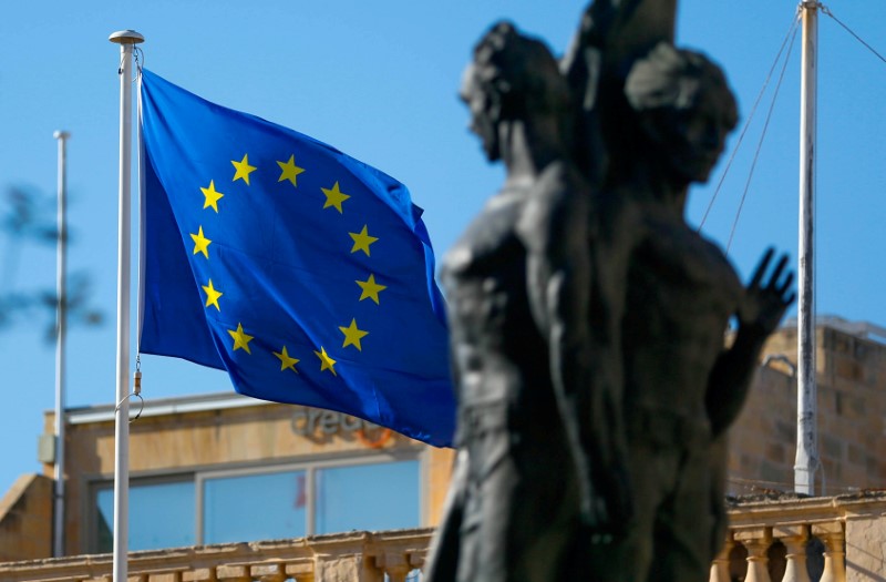 © Reuters. La UE creará un centro de mando conjunto para misiones militares