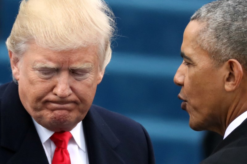 © Reuters. File photo: U.S. President Barack Obama (R) greets President-elect Donald Trump at inauguration ceremonies swearing in Trump as president on the West front of the U.S. Capitol in Washington, U.S.