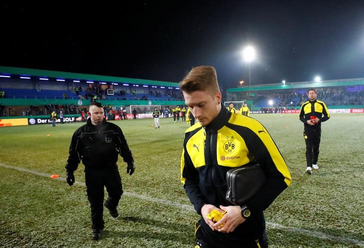 © Reuters. Football Soccer - Sportfreunde Lotte v Borussia Dortmund - German DFB Cup