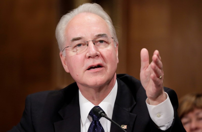 © Reuters. FILE PHOTO - Rep. Tom Price testifies on his nomination to be Health and Human Services secretary in Washington.