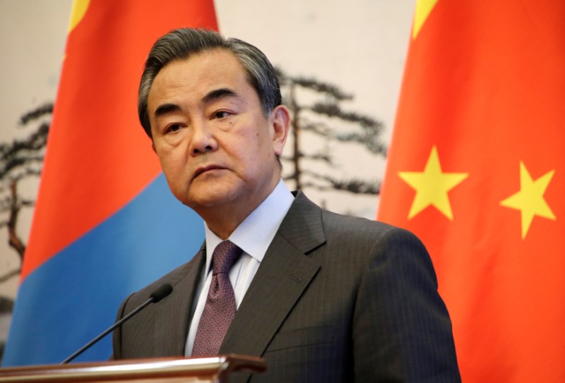 © Reuters. China's Foreign Minister Wang Yi attends a joint news conference in Beijing