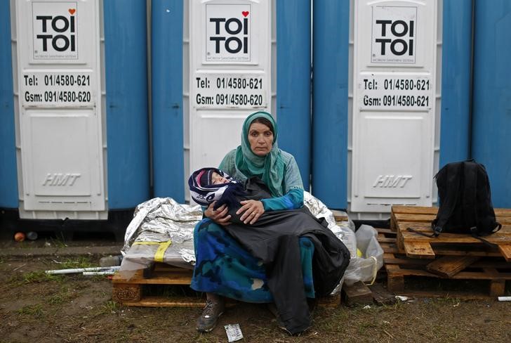 © Reuters. El período menstrual, peligro y estigma para las mujeres refugiadas