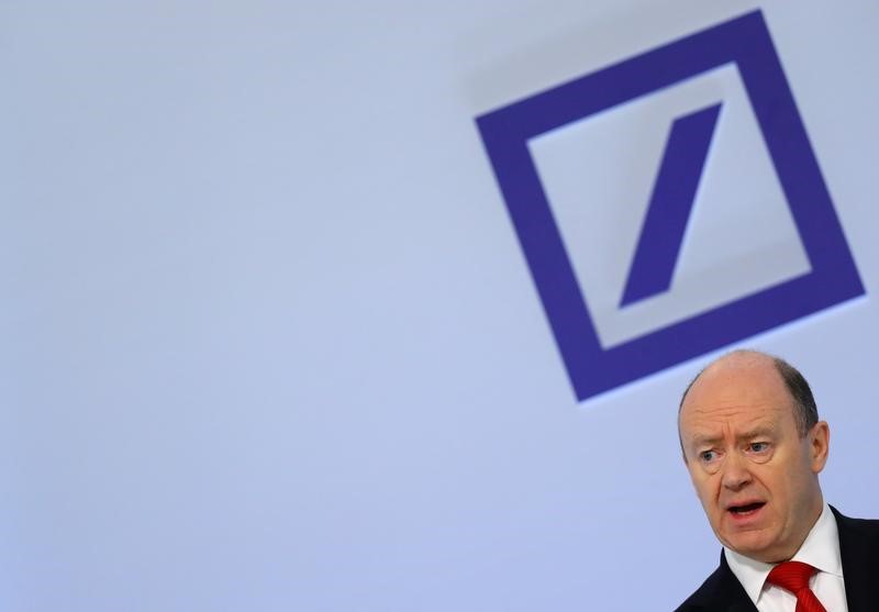 © Reuters. Deutsche Bank CEO Cryan addresses the bank's annual news conference in Frankfurt