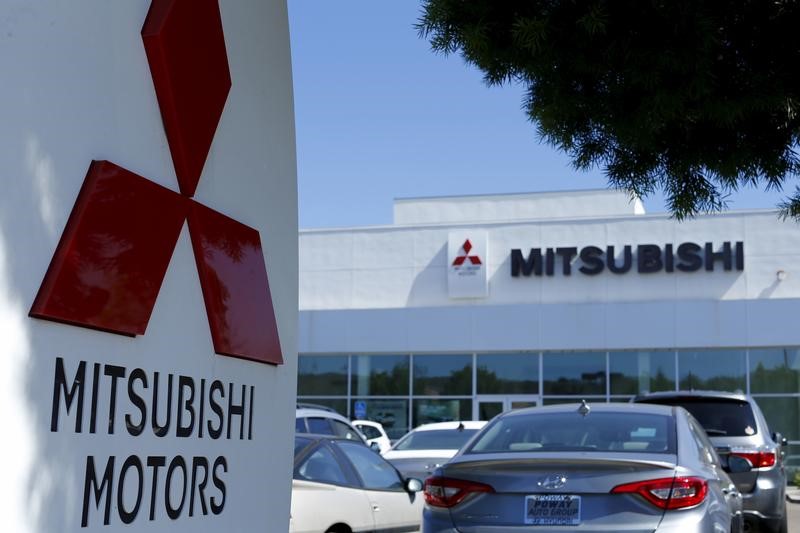 © Reuters. A Mitsubishi Motors dealership is shown in Poway, California