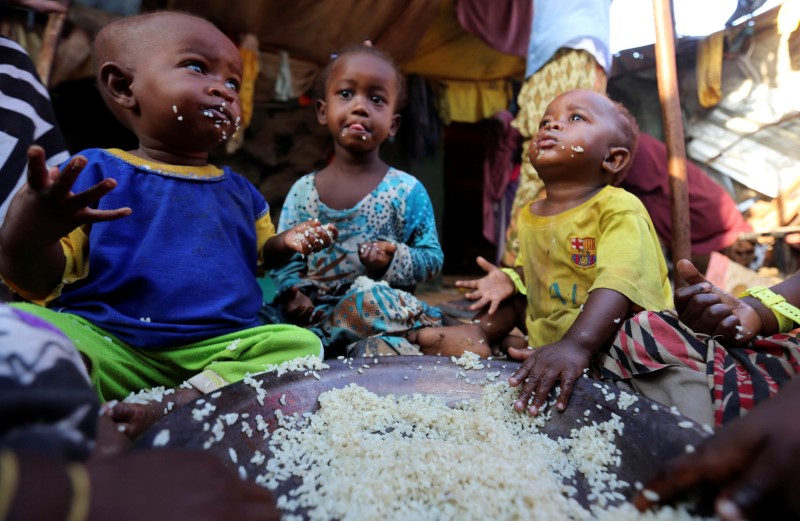 © Reuters. Más de 100 millones de personas están en riesgo de hambruna en mundo