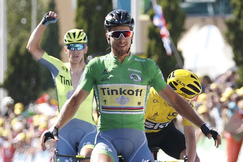 © Reuters. Cycling - Tour de France cycling race - The 162.5 km (100.97 miles) Stage 11 from Carcassone to Montpellier