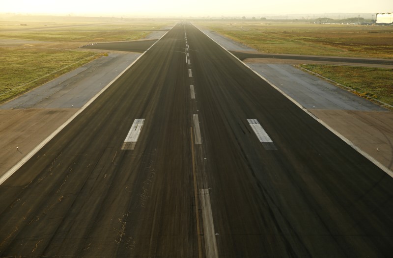 © Reuters. El tráfico en los aeropuertos españoles creció un 5,1% en febrero