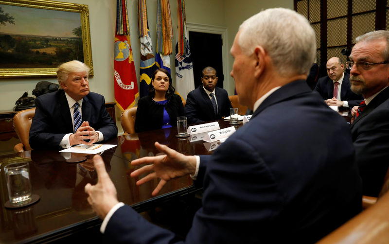 © Reuters. Trump holds healthcare meeting at the White House in Washington