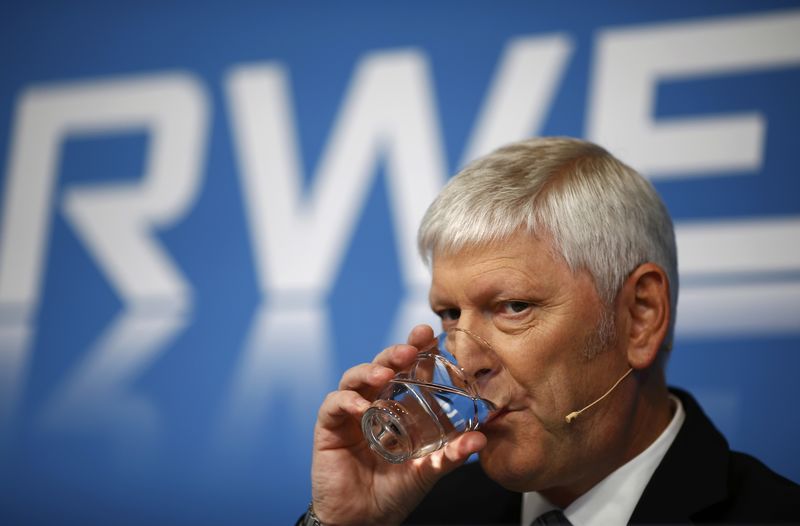© Reuters. RWE podría reducir al 51% su paquete en Innogy, que sube en bolsa
