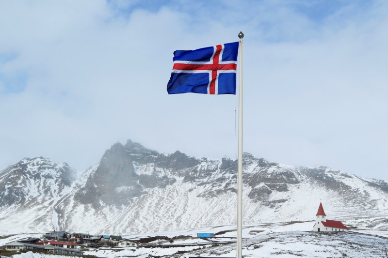 © Reuters. Islandia levanta los controles de capital tras años de aislamiento económico