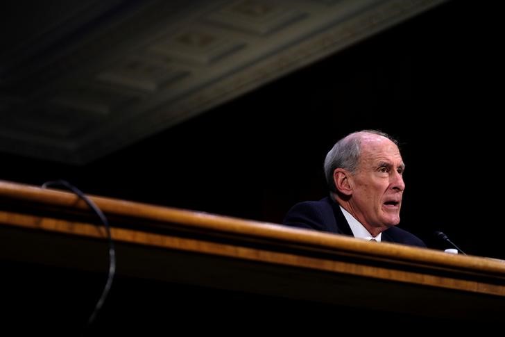 © Reuters. Former U.S. Senator Coats testifies before the Senate Select Committee on Intelligence on his nomination to be Director of National Intelligence in Washington