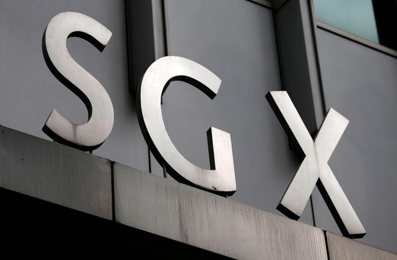 © Reuters. FILE PHOTO: File photo of Singapore Stock Exchange logo