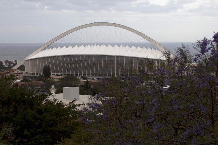 © Reuters. A general view of Moses Mabhida Stadium in Durban