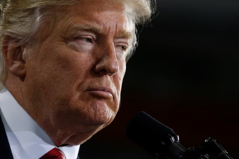 © Reuters. Trump delivers remarks at the American Center for Mobility in Ypsilanti Township