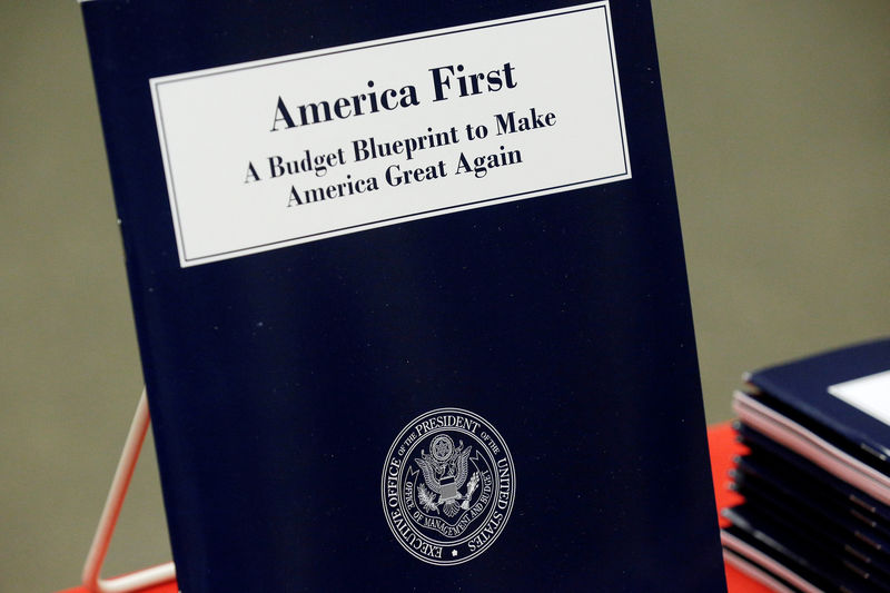 © Reuters. U.S. President Donald Trump's overview of the budget priorities for Fiscal Year 2018 are displayed at the U.S. Government Publishing Office on its release in Washington