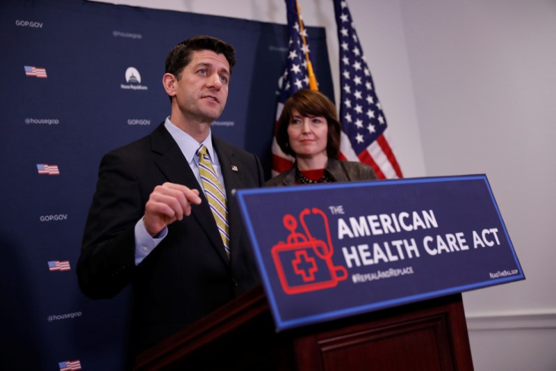 © Reuters. Speaker of the House Paul Ryan speaks to the media about the American Health Care Act at the Capitol