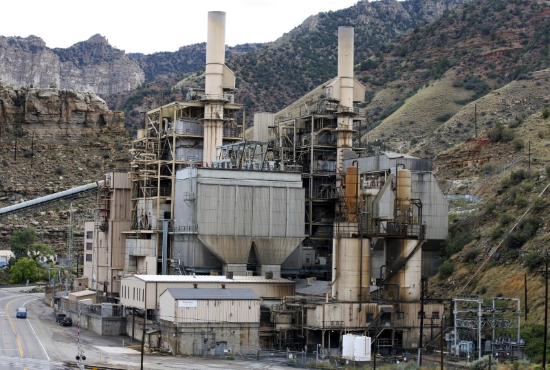 © Reuters. The coal-fired Castle Gate Power Plant sits idle and is no longer producing electricity outside Helper, Utah