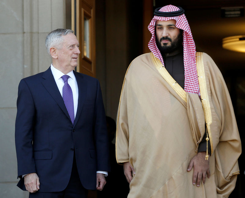 © Reuters. Defense Secretary James Mattis welcomes Saudi Arabia's Minister of Defense Mohammed bin Salman