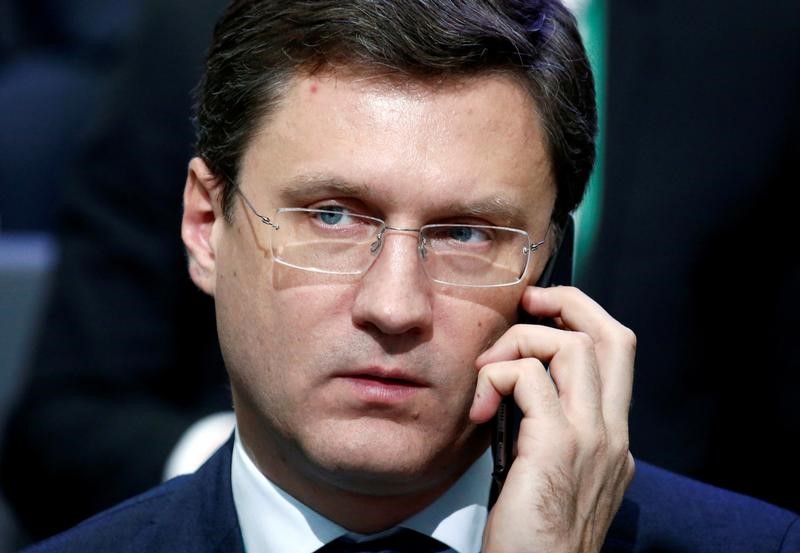 © Reuters. وزير: روسيا تخفض إنتاج النفط 300 ألف ب/ي بنهاية أبريل